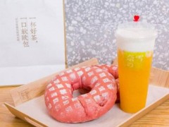 奈雪的茶加盟店为什么如此火爆，原因是什么?