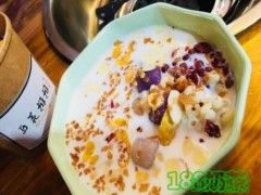 开一家豆花摊摊甜品铺赚钱吗？年利润怎么样？