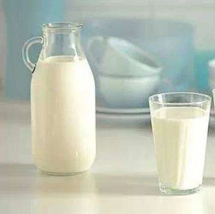 保质期年的纯牛奶 究竟加了多少防腐剂?