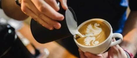 【Latte Art】杯顶上的艺术，咖啡拉花攻略！